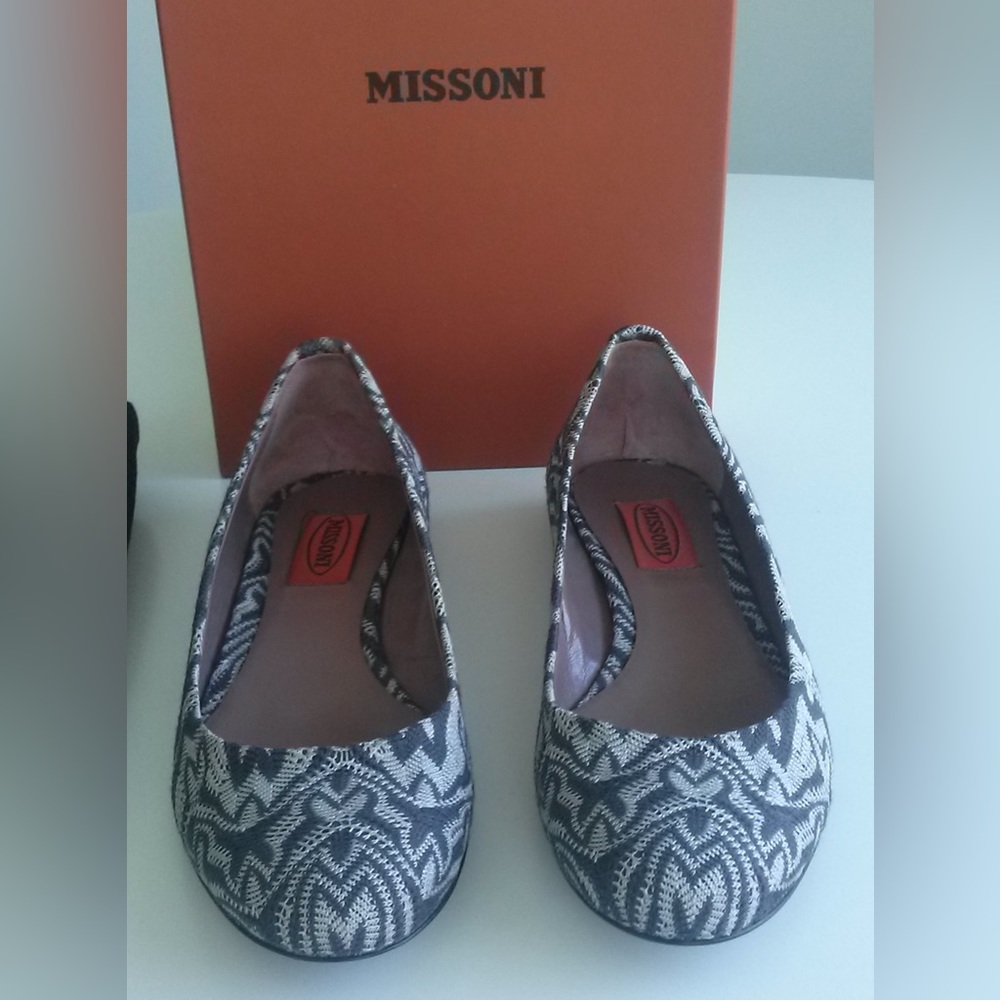 NEW Missoni Ballet Flats in box with Dust bag, 6.5 US/36.5 EU Grey
